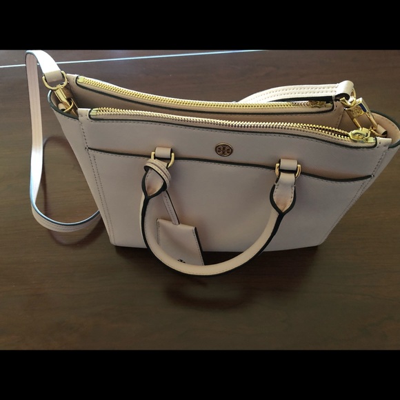 Tory Burch Handbags - Tory Burch small tote